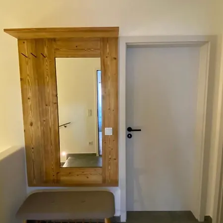 Neurenovierte Ferienwohnung Xaver Holzkirchen  Exterior foto